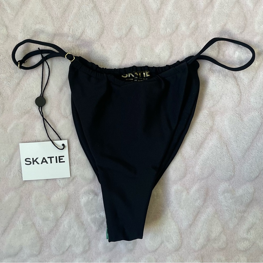 Skatie Black Women's Bikini Bottom